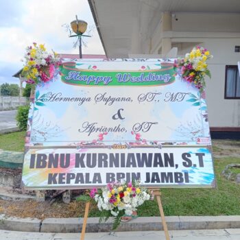 Karangan Bunga Papan Ucapan Palangkaraya 074